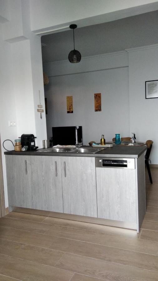 Beach Retreat In Town Corinth Ngoại thất bức ảnh